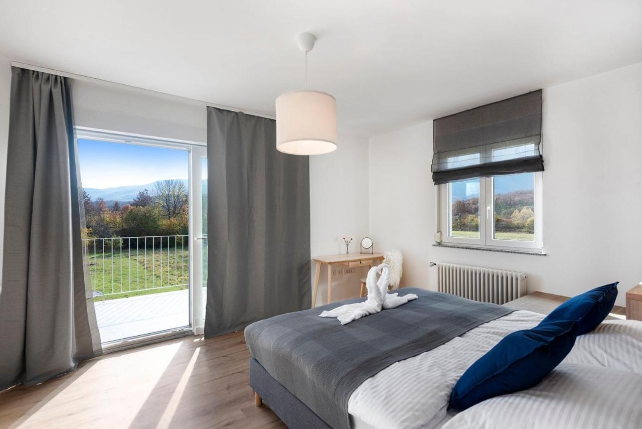 Velebit Lodge Lovinac  Exteriér fotografie