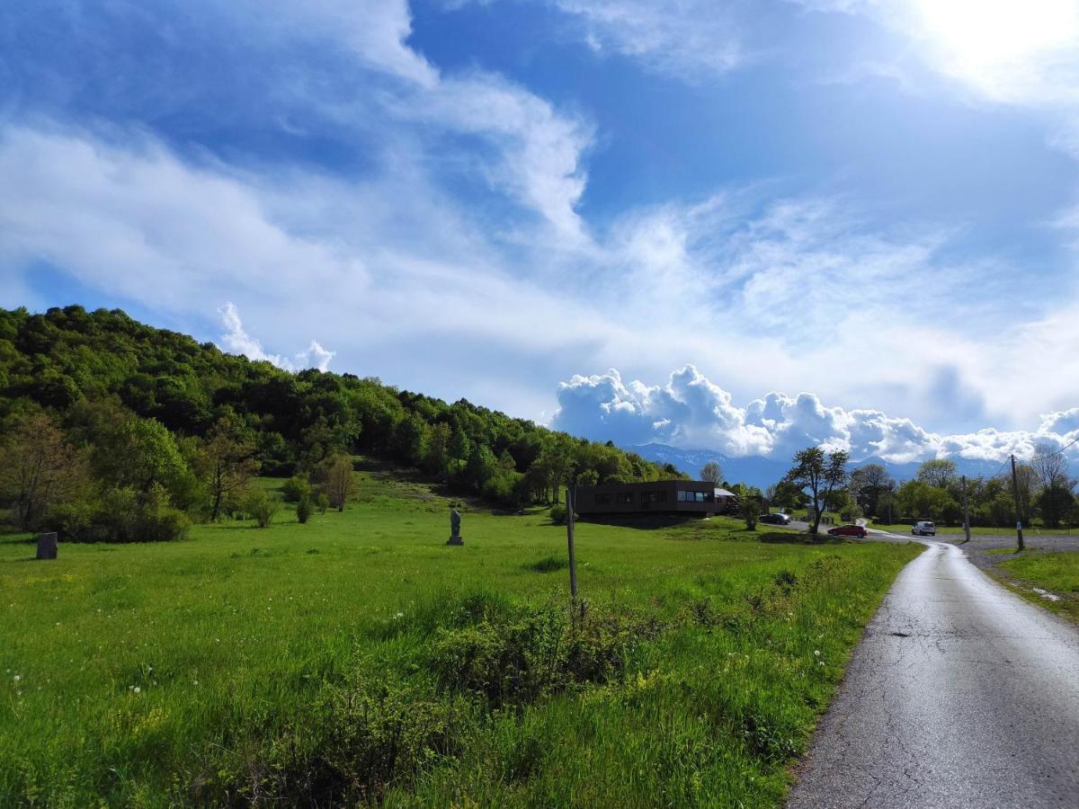 Velebit Lodge Lovinac  Exteriér fotografie